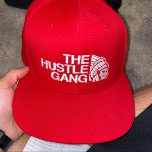 Hustle gang hat 10/10